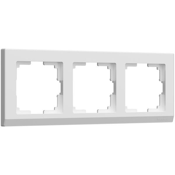 Рамка на 3 поста (белый) W0031801