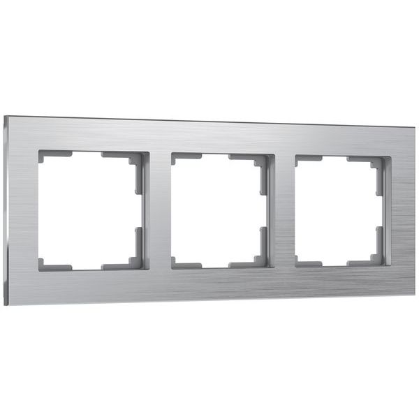 Рамка на 3 поста (алюминий) W0031706