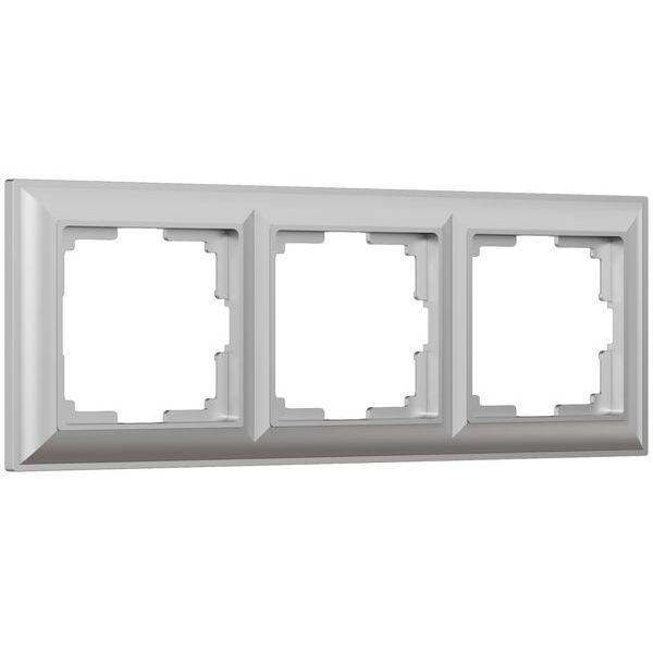 Рамка на 3 поста (серебряный) W0032206